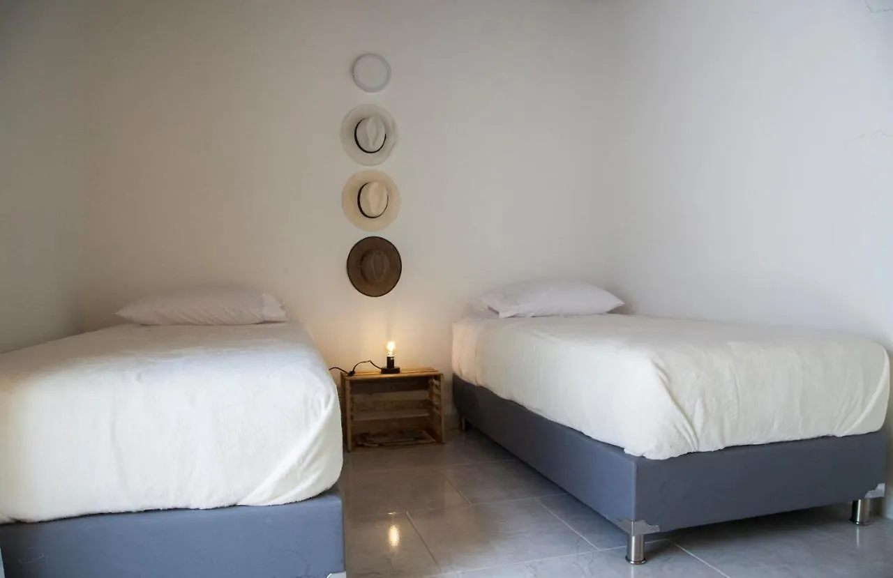 Apartamento remodelado en el mejor sitio del centro de Medellín Home Aris 401 Colômbia