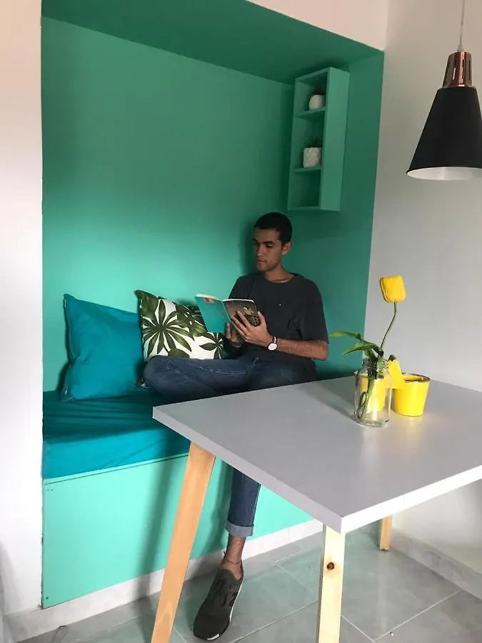 Apartamento Remodelado En El Mejor Sitio Del Centro De Medellin Home Aris 401
